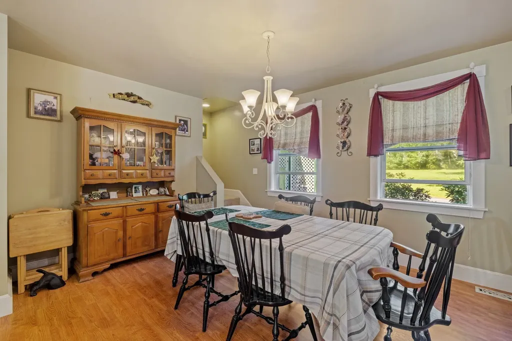 25 Red Gate Lane Meredith NH 03253