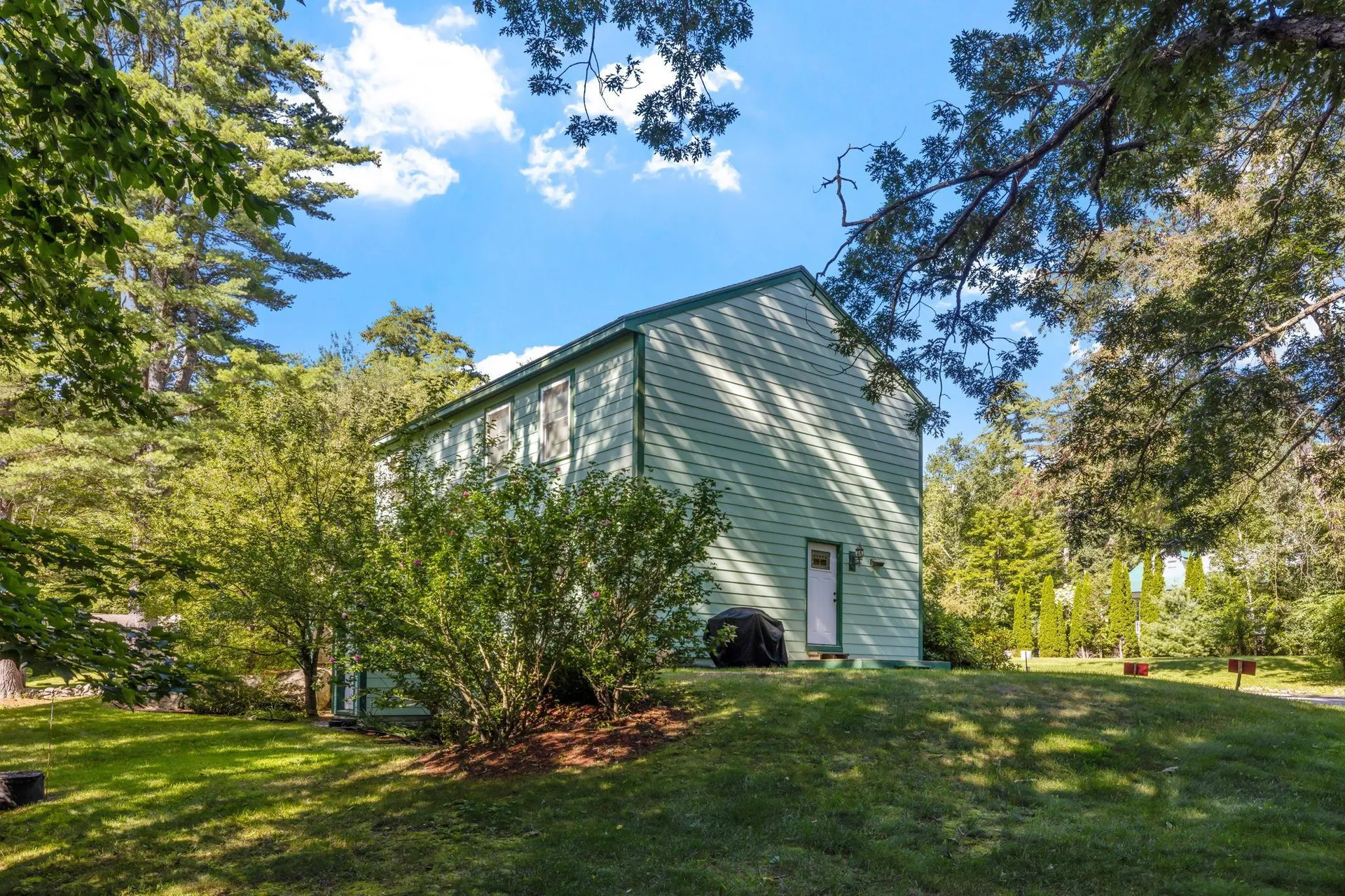 25 Red Gate Lane Meredith NH 03253