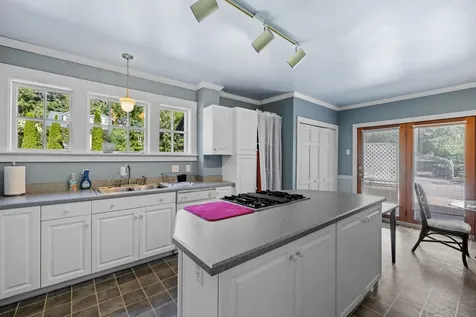 25 Red Gate Lane Meredith NH 03253