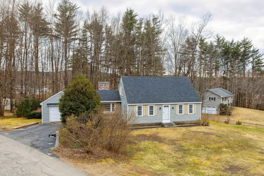 32 Cyrus Lane Gilford NH 03249