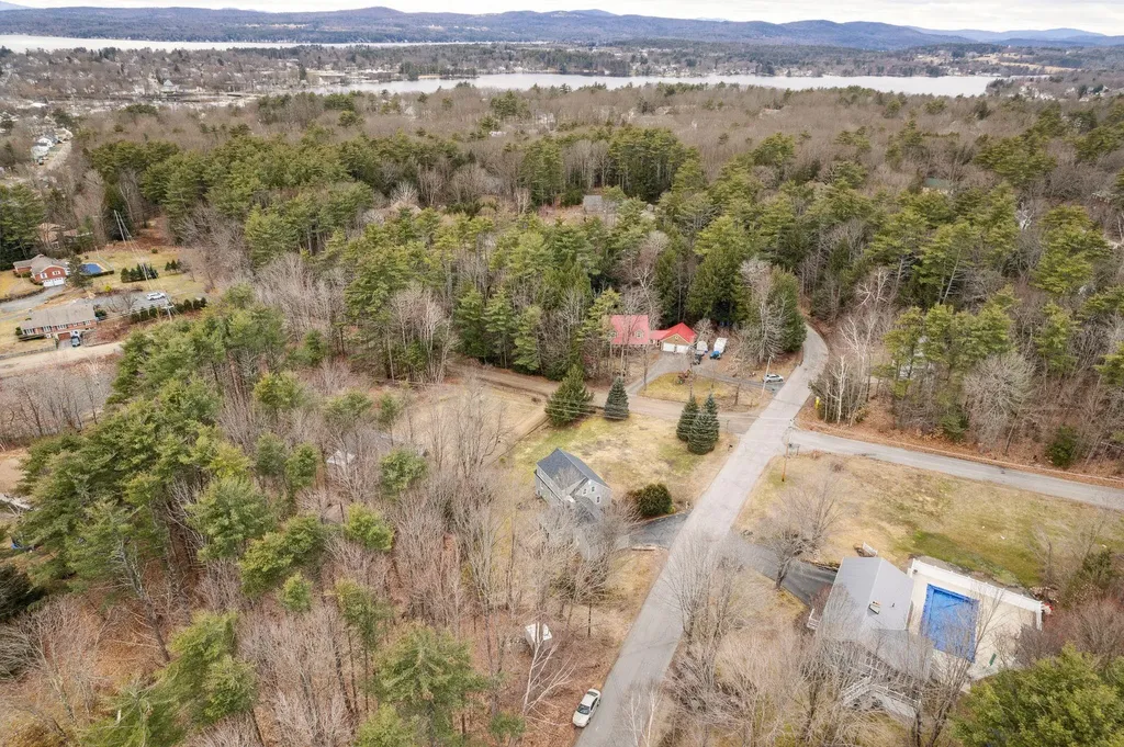 32 Cyrus Lane Gilford NH 03249