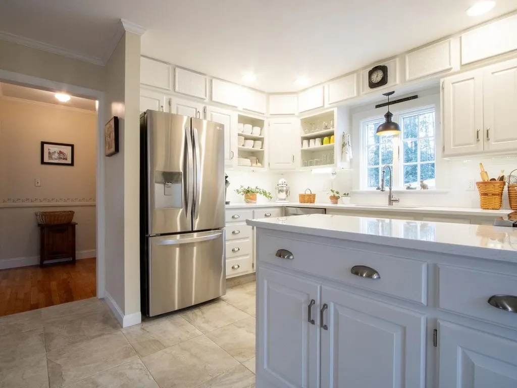 7 Perry Drive Essex Junction VT 05452