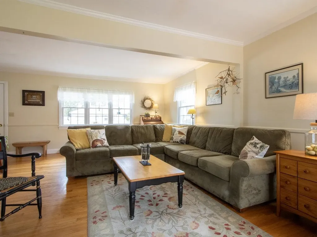 7 Perry Drive Essex Junction VT 05452