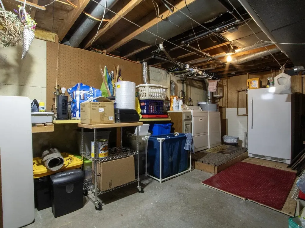 7 Perry Drive Essex Junction VT 05452