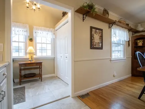 7 Perry Drive Essex Junction VT 05452
