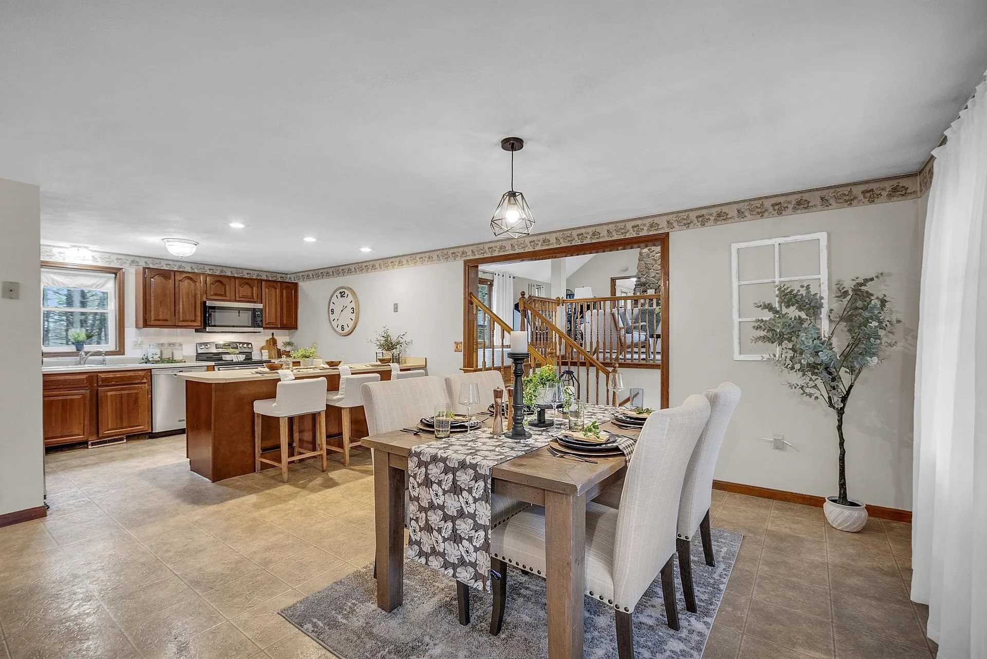 41 Patriot Drive Pelham NH 03076