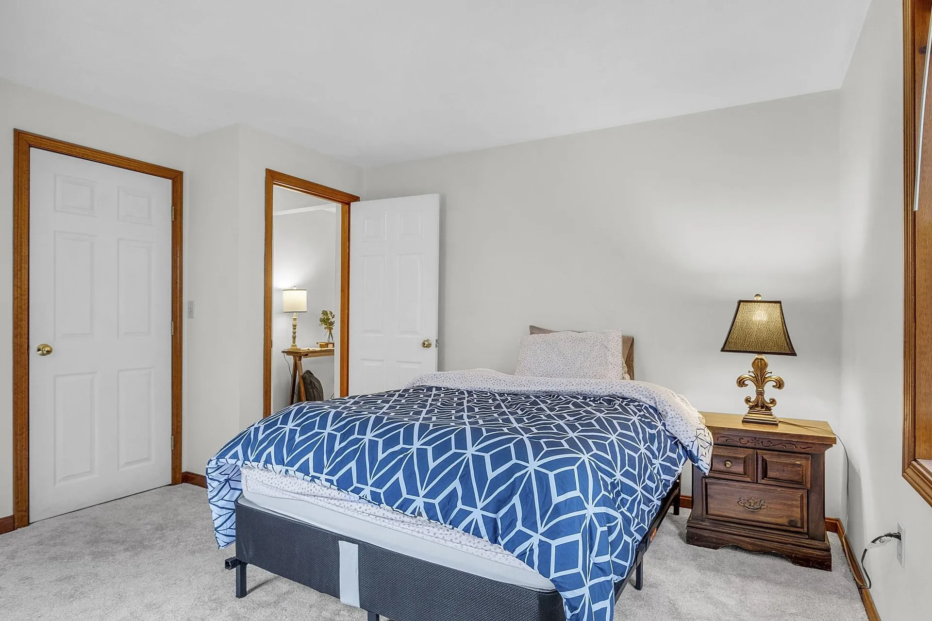 41 Patriot Drive Pelham NH 03076