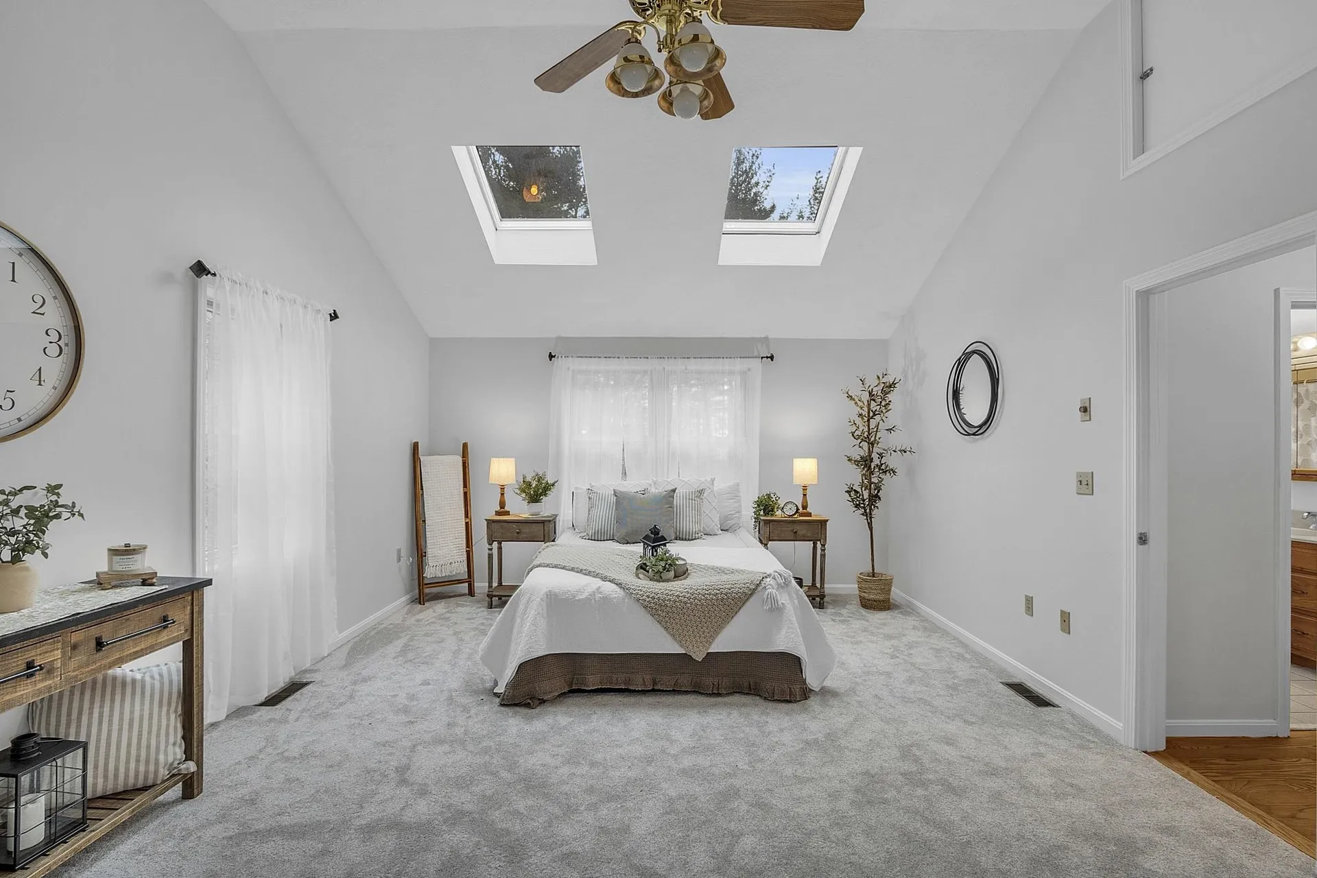 41 Patriot Drive Pelham NH 03076