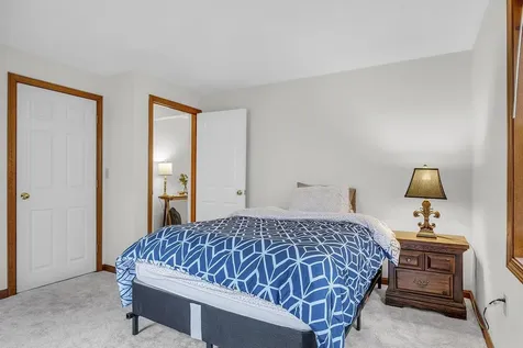 41 Patriot Drive Pelham NH 03076