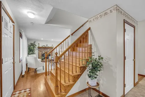 41 Patriot Drive Pelham NH 03076