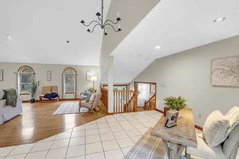 41 Patriot Drive Pelham NH 03076