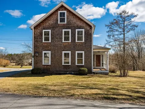 107 Woodman Road South Hampton NH 03827