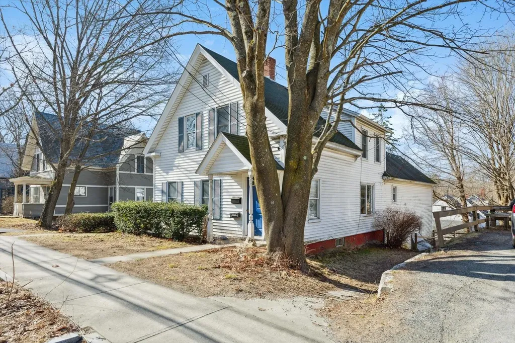 344 Court Street Keene NH 03431