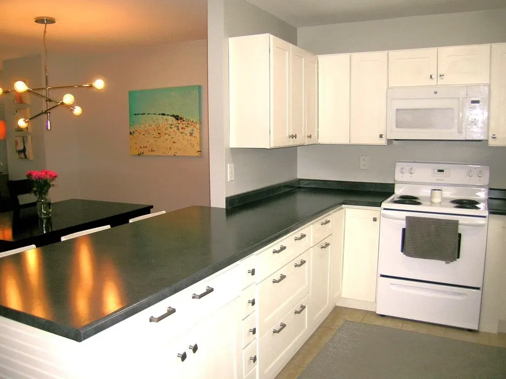 175 Kennedy Drive South Burlington VT 05403