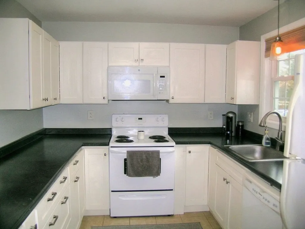 175 Kennedy Drive South Burlington VT 05403