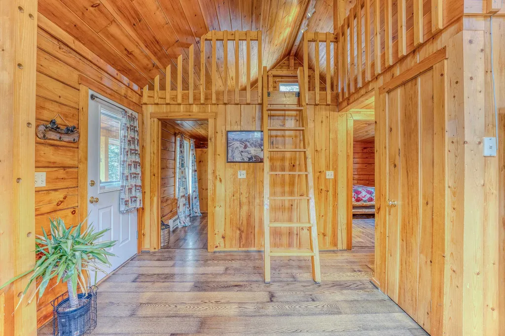 295 Valley Road Haverhill NH 03785
