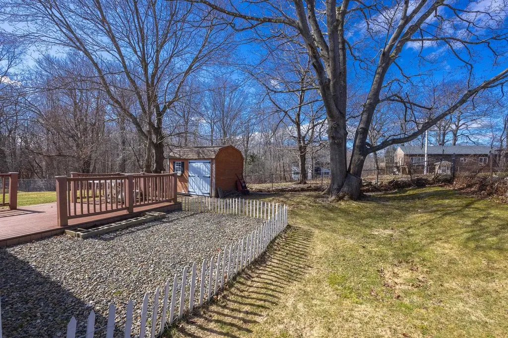 23 Meadow Lane Greenland NH 03840