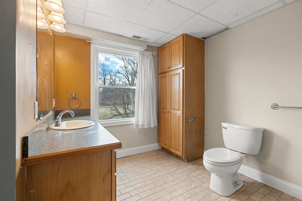 166 Perham Corner Road Lyndeborough NH 03082