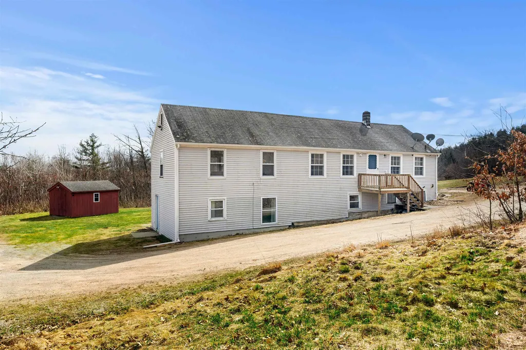 166 Perham Corner Road Lyndeborough NH 03082