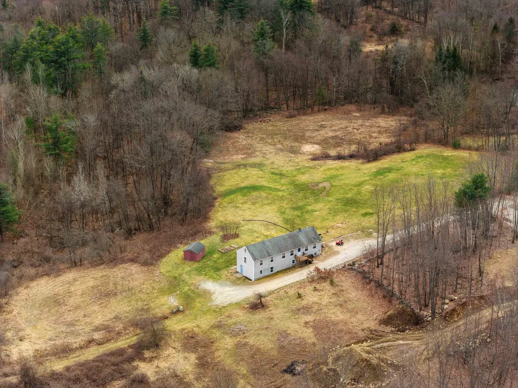 166 Perham Corner Road Lyndeborough NH 03082