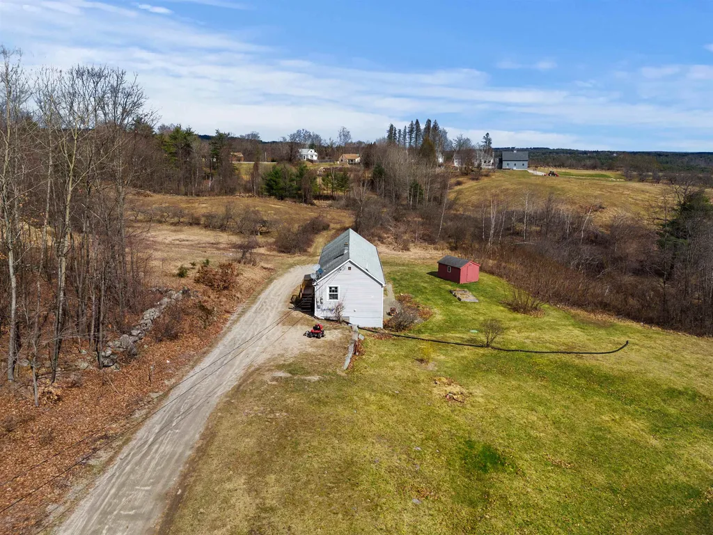 166 Perham Corner Road Lyndeborough NH 03082