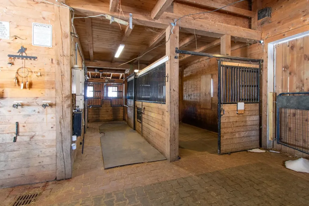 3311 Perry Hill Road Waterbury VT 05676