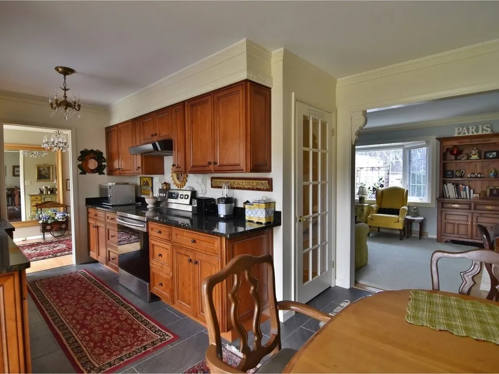 100 Lakeview Drive Shelburne VT 05482
