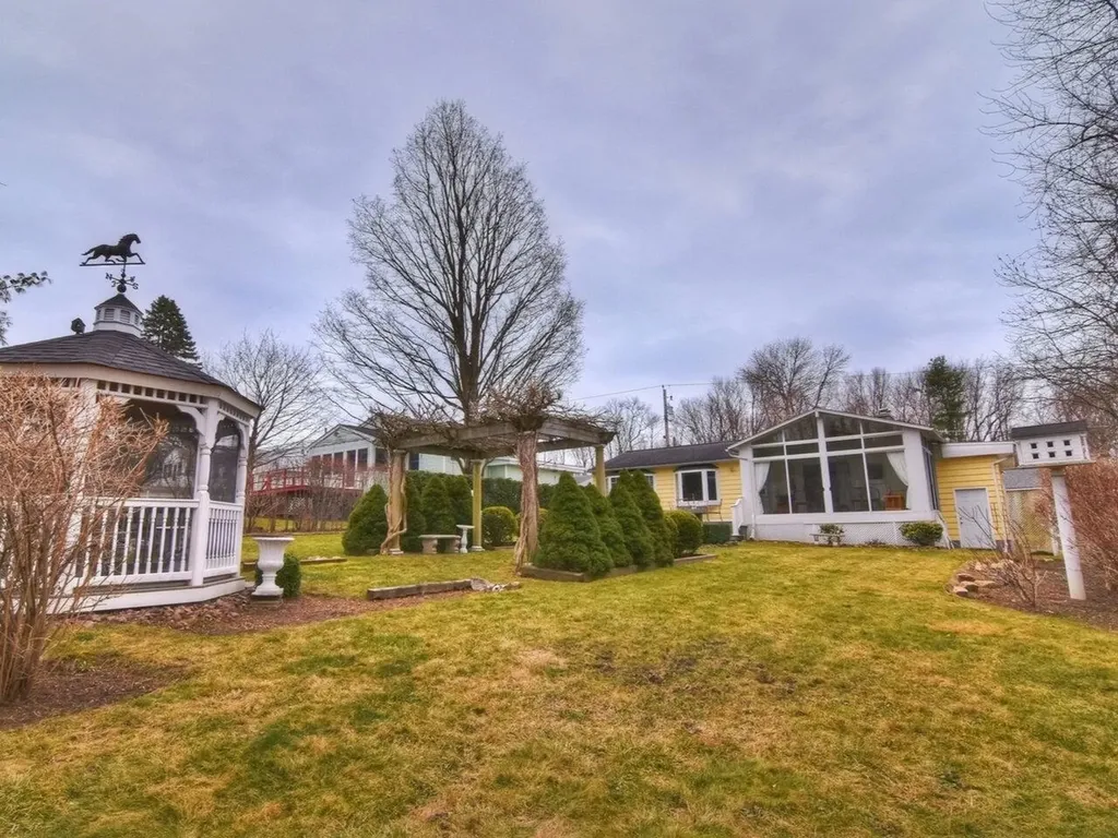 100 Lakeview Drive Shelburne VT 05482