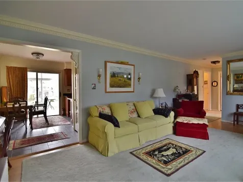 100 Lakeview Drive Shelburne VT 05482