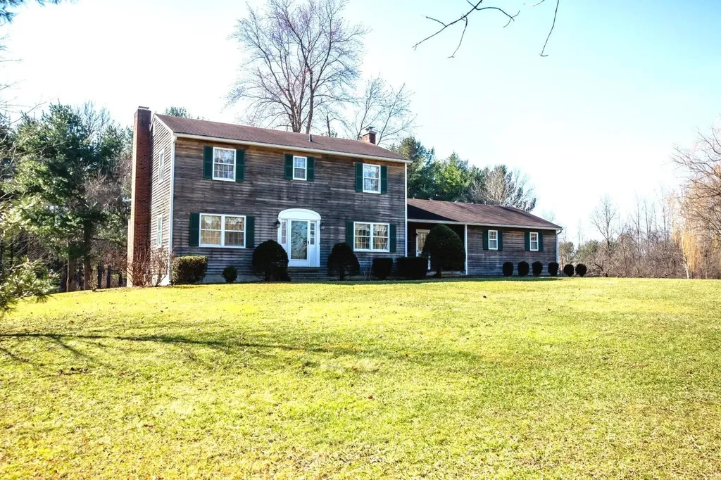 418 Barstow Road Shelburne VT 05482-6989