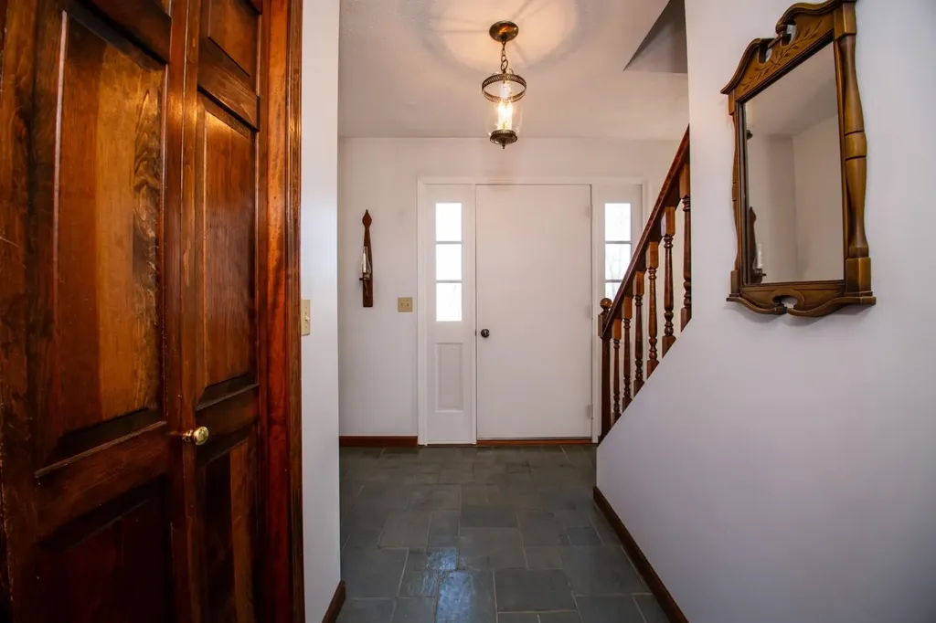418 Barstow Road Shelburne VT 05482-6989