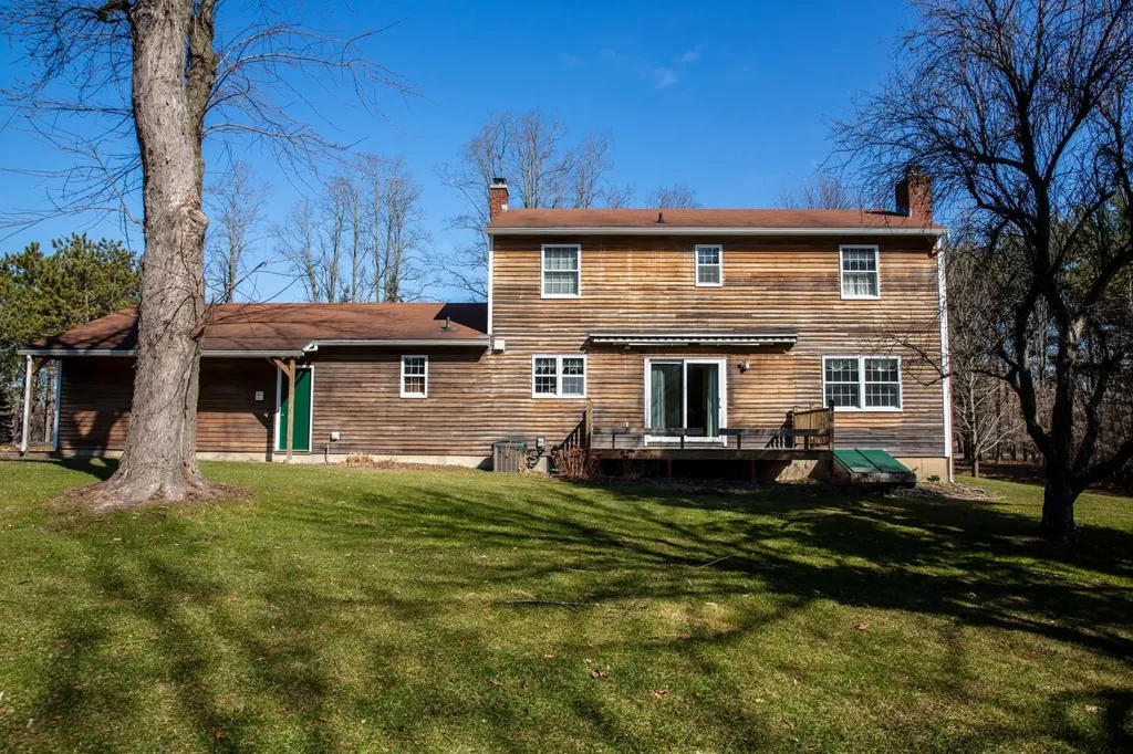 418 Barstow Road Shelburne VT 05482-6989