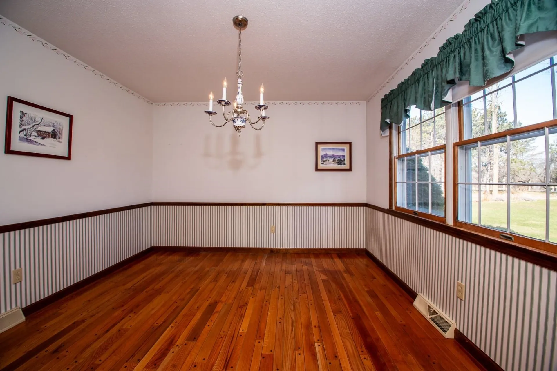 418 Barstow Road Shelburne VT 05482-6989