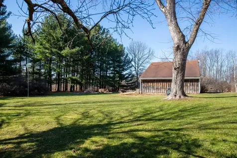 418 Barstow Road Shelburne VT 05482-6989