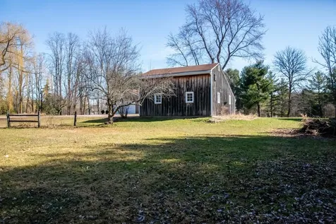 418 Barstow Road Shelburne VT 05482-6989