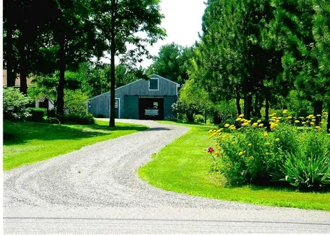 418 Barstow Road Shelburne VT 05482-6989