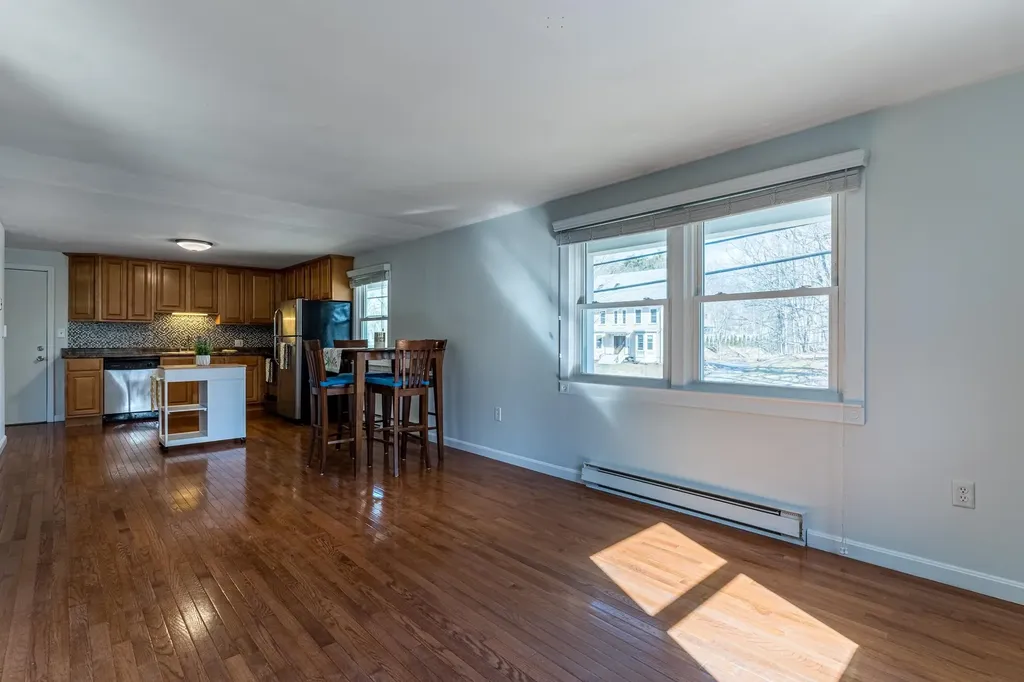 36 Whipple Road Kittery ME 03904