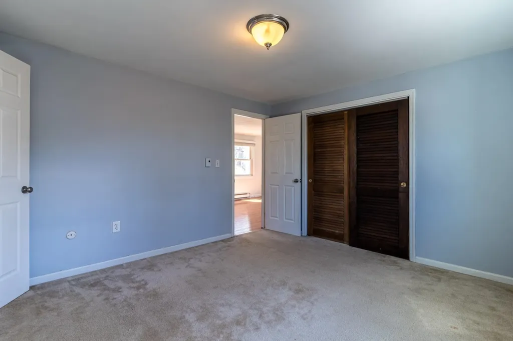 36 Whipple Road Kittery ME 03904