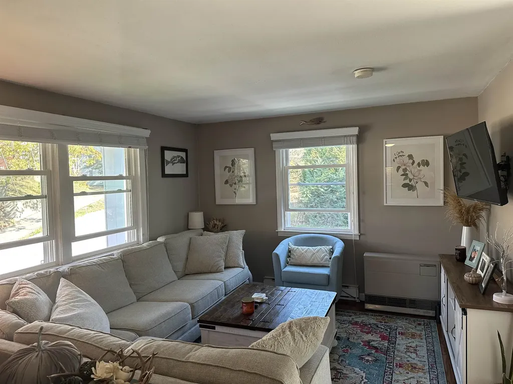 36 Whipple Road Kittery ME 03904