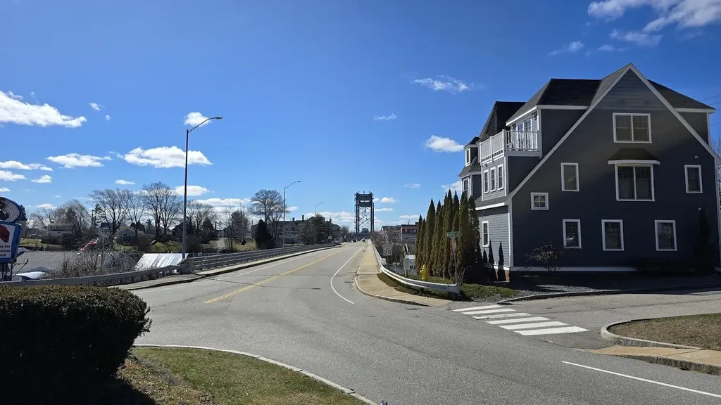 36 Whipple Road Kittery ME 03904