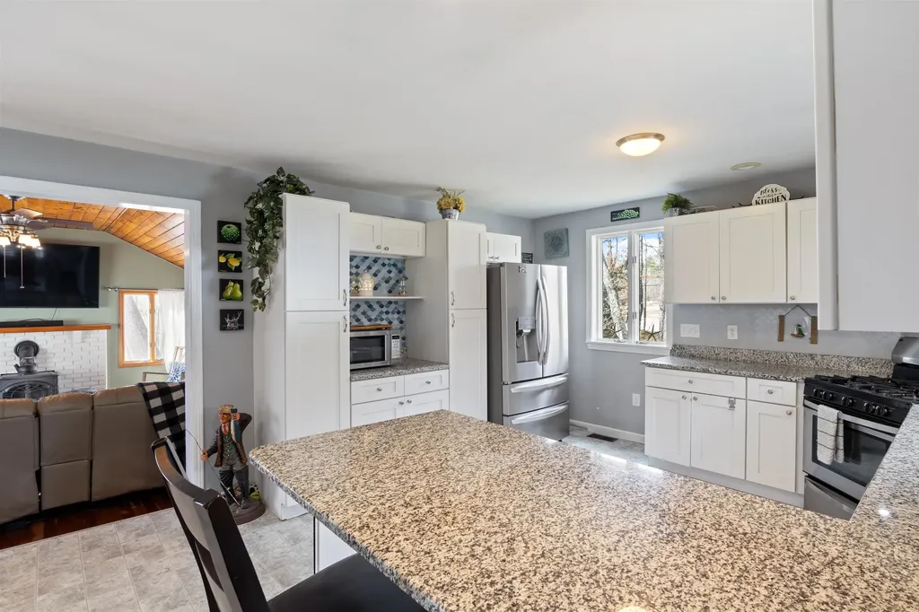 91 England Road Rochester NH 03867