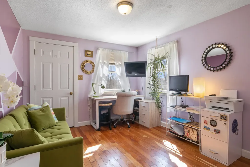 91 England Road Rochester NH 03867