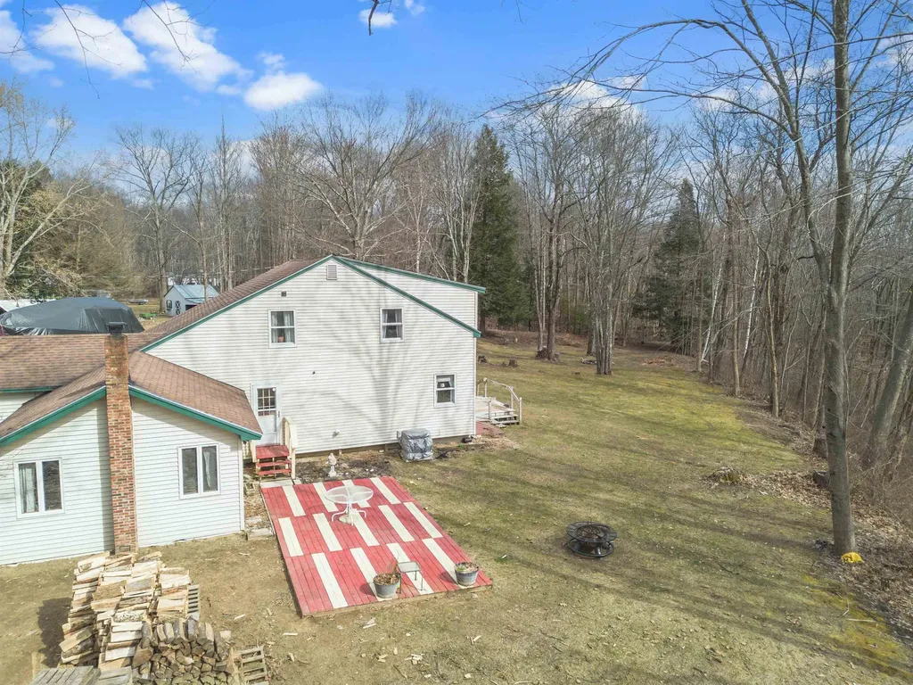 91 England Road Rochester NH 03867