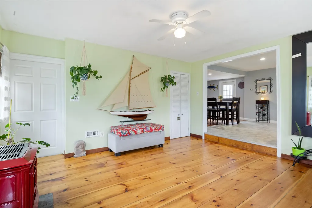 91 England Road Rochester NH 03867
