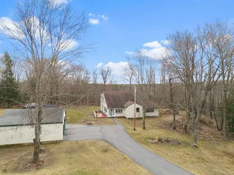 91 England Road Rochester NH 03867