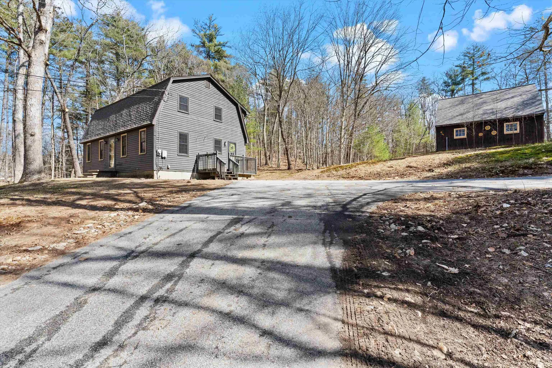 318 Halls Village Road Chester NH 03036