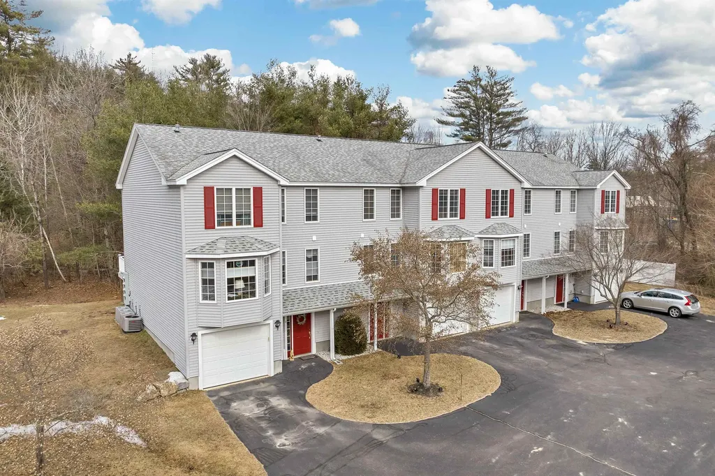 5 Wesley Lane Wolfeboro NH 03894