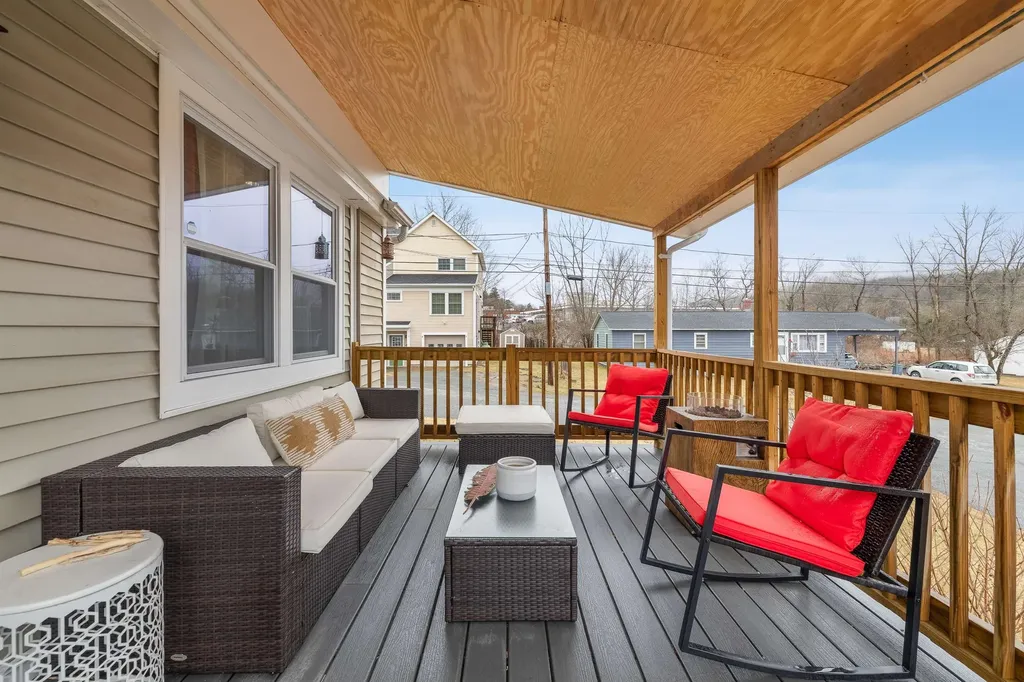 18 Peabody Street Lebanon NH 03766