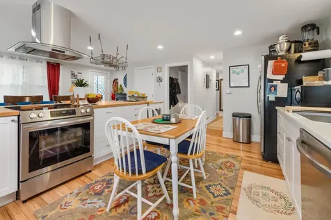 18 Peabody Street Lebanon NH 03766