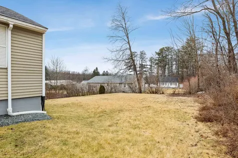 18 Peabody Street Lebanon NH 03766